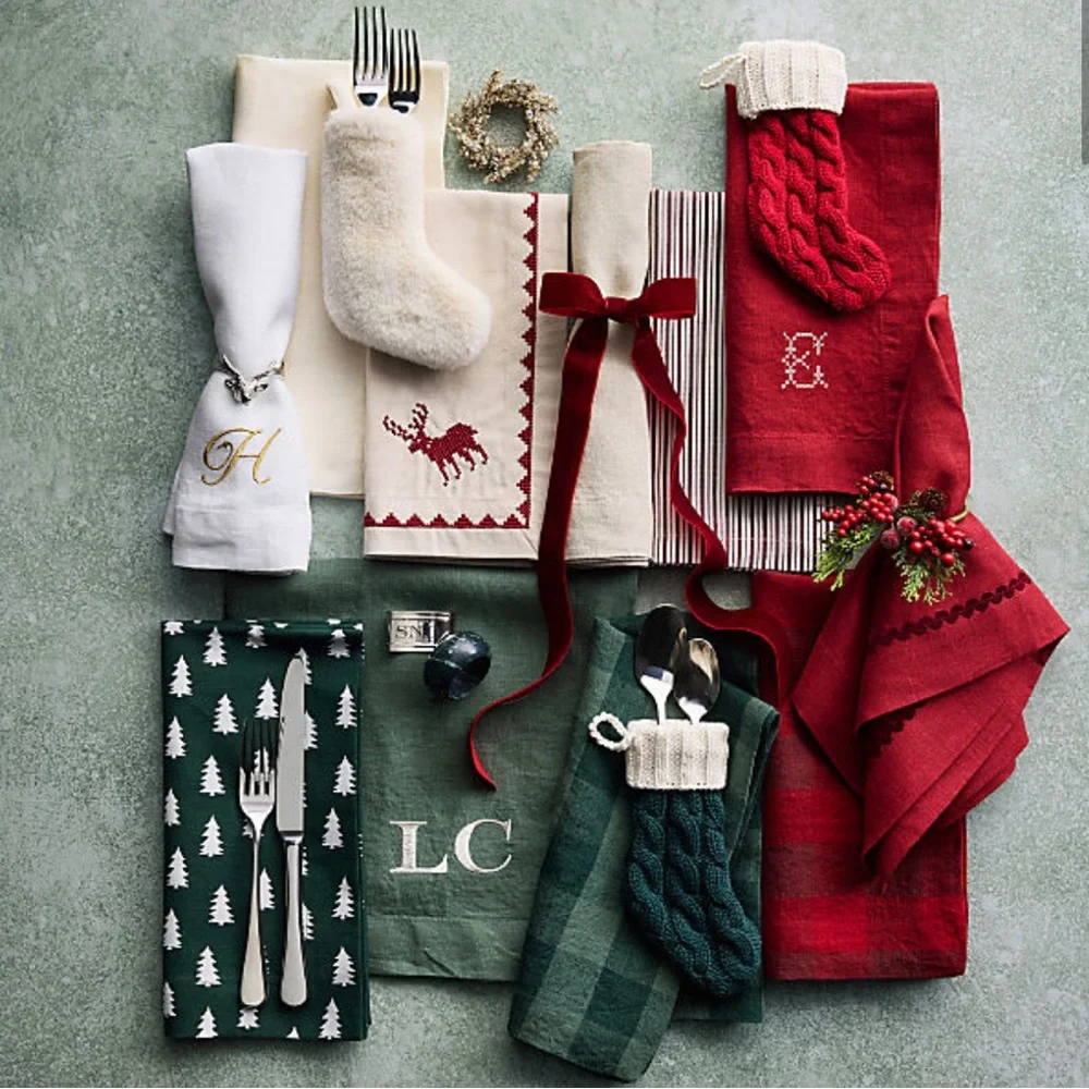 New! Crate&Barrel Red Cross Stitch Holiday Reindeer Dinner Napkins